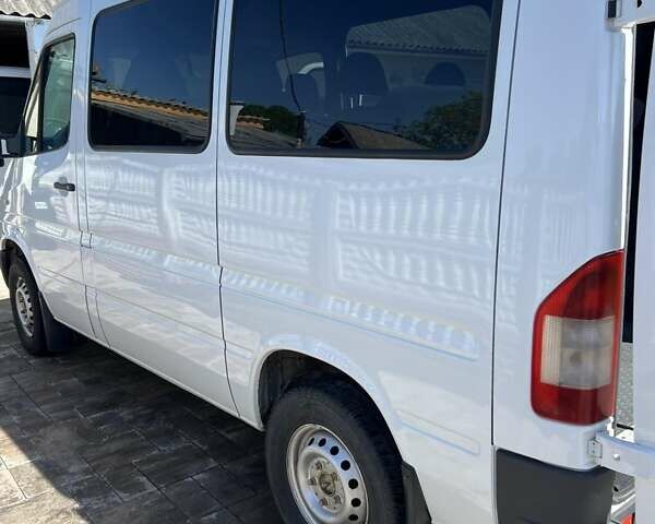 Мерседес Sprinter, объемом двигателя 2.2 л и пробегом 394 тыс. км за 8000 $, фото 3 на Automoto.ua