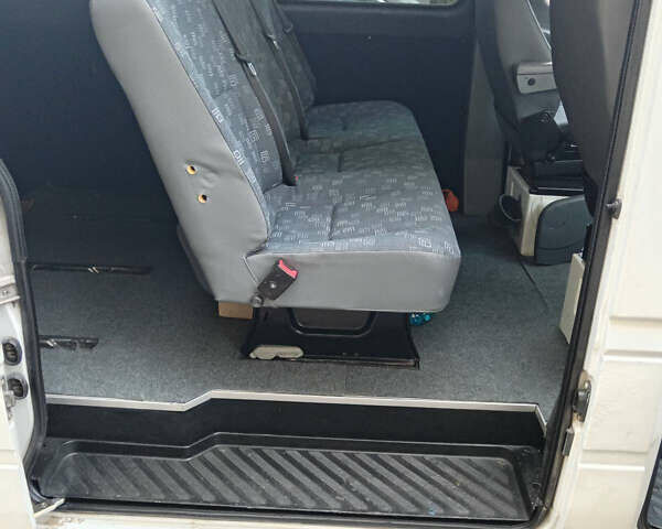Мерседес Sprinter, объемом двигателя 2.2 л и пробегом 320 тыс. км за 9600 $, фото 6 на Automoto.ua