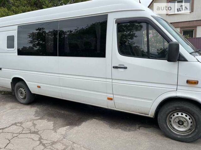 Мерседес Sprinter, объемом двигателя 2.15 л и пробегом 350 тыс. км за 8500 $, фото 7 на Automoto.ua