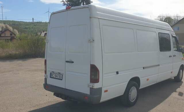 Мерседес Sprinter, об'ємом двигуна 2.1 л та пробігом 500 тис. км за 9450 $, фото 3 на Automoto.ua