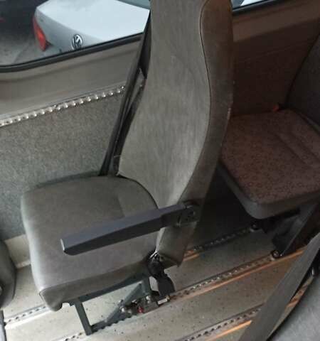 Мерседес Sprinter, объемом двигателя 2.1 л и пробегом 270 тыс. км за 16000 $, фото 9 на Automoto.ua