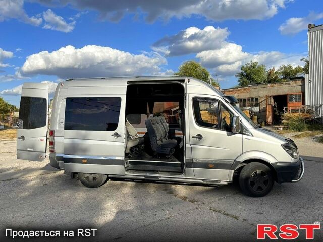 Мерседес Sprinter, объемом двигателя 2.2 л и пробегом 257 тыс. км за 13500 $, фото 11 на Automoto.ua