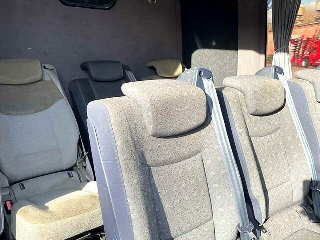 Мерседес Sprinter, объемом двигателя 2.2 л и пробегом 257 тыс. км за 13500 $, фото 3 на Automoto.ua