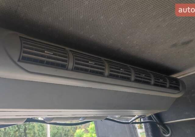 Мерседес Sprinter, об'ємом двигуна 0 л та пробігом 500 тис. км за 7500 $, фото 5 на Automoto.ua