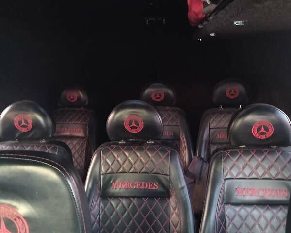 Мерседес Sprinter, объемом двигателя 2.1 л и пробегом 640 тыс. км за 10500 $, фото 3 на Automoto.ua