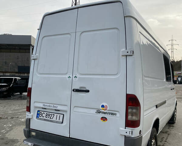 Мерседес Sprinter, объемом двигателя 2.2 л и пробегом 680 тыс. км за 8999 $, фото 8 на Automoto.ua