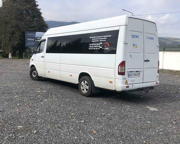 Мерседес Sprinter, объемом двигателя 2.3 л и пробегом 320 тыс. км за 8500 $, фото 8 на Automoto.ua