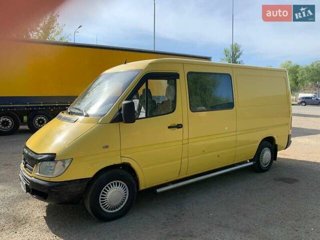 Мерседес Sprinter, объемом двигателя 2.2 л и пробегом 313 тыс. км за 6000 $, фото 2 на Automoto.ua