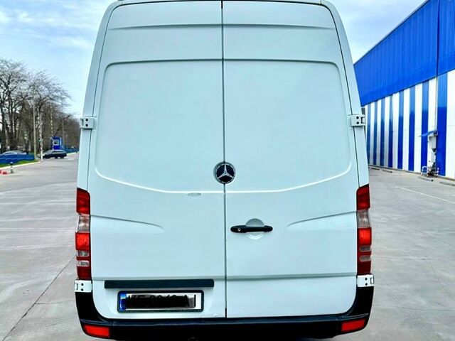 Мерседес Sprinter, объемом двигателя 22 л и пробегом 420 тыс. км за 10200 $, фото 3 на Automoto.ua