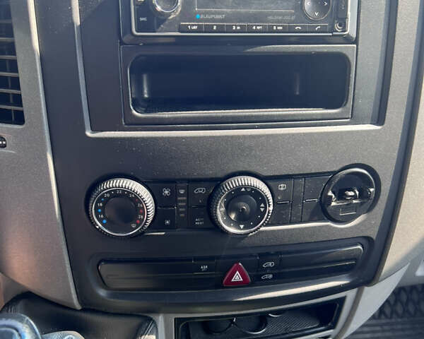 Мерседес Sprinter, объемом двигателя 0 л и пробегом 465 тыс. км за 18000 $, фото 12 на Automoto.ua