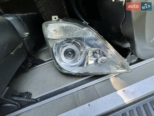 Мерседес Sprinter, объемом двигателя 2.2 л и пробегом 212 тыс. км за 14000 $, фото 12 на Automoto.ua
