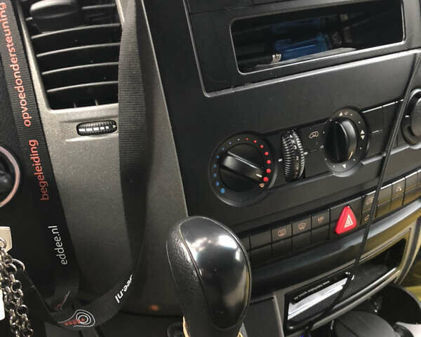 Мерседес Sprinter, объемом двигателя 2.2 л и пробегом 265 тыс. км за 17800 $, фото 25 на Automoto.ua