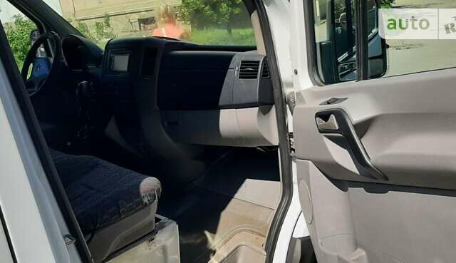 Мерседес Sprinter, объемом двигателя 2.2 л и пробегом 615 тыс. км за 14900 $, фото 12 на Automoto.ua