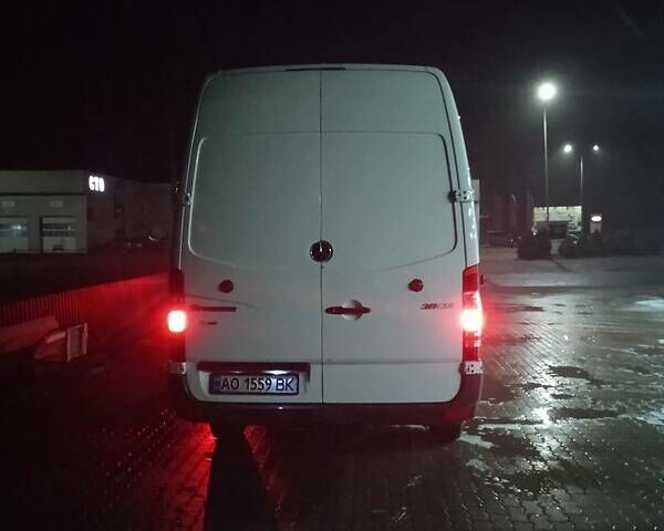 Мерседес Sprinter, объемом двигателя 0 л и пробегом 262 тыс. км за 11900 $, фото 3 на Automoto.ua