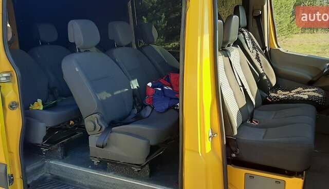 Мерседес Sprinter, объемом двигателя 2.2 л и пробегом 600 тыс. км за 13000 $, фото 2 на Automoto.ua