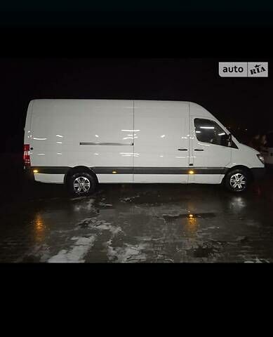 Мерседес Sprinter, объемом двигателя 0 л и пробегом 262 тыс. км за 11900 $, фото 4 на Automoto.ua