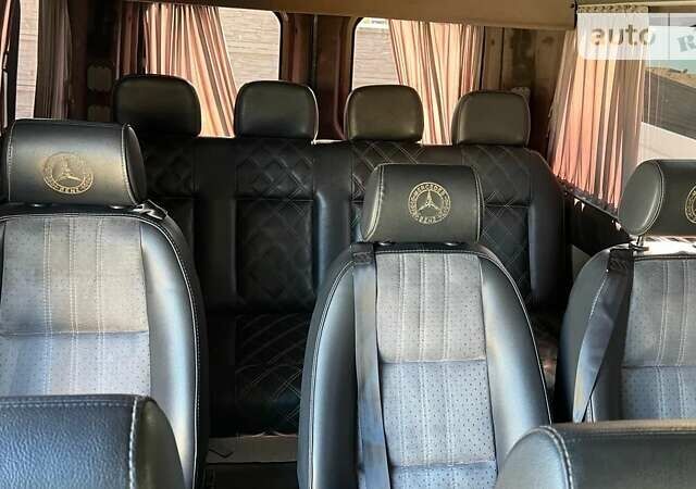 Мерседес Sprinter, об'ємом двигуна 2.1 л та пробігом 600 тис. км за 11000 $, фото 7 на Automoto.ua