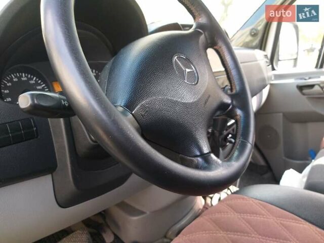 Мерседес Sprinter, объемом двигателя 0 л и пробегом 418 тыс. км за 13800 $, фото 6 на Automoto.ua