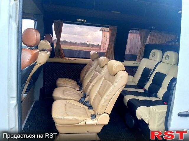 Мерседес Sprinter, об'ємом двигуна 3.2 л та пробігом 360 тис. км за 10300 $, фото 1 на Automoto.ua