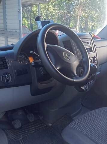 Мерседес Sprinter, объемом двигателя 2.15 л и пробегом 330 тыс. км за 14500 $, фото 5 на Automoto.ua