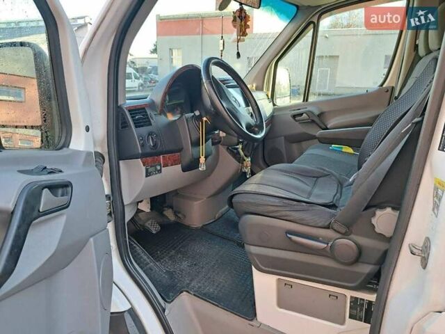 Мерседес Sprinter, объемом двигателя 0 л и пробегом 400 тыс. км за 10500 $, фото 3 на Automoto.ua