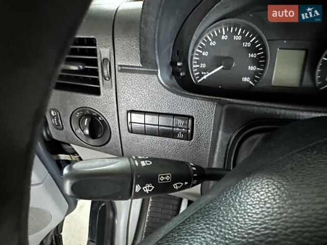 Мерседес Sprinter, объемом двигателя 2.15 л и пробегом 423 тыс. км за 18000 $, фото 11 на Automoto.ua
