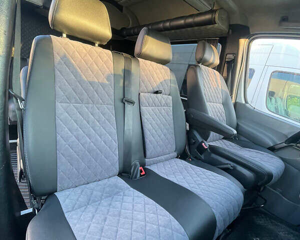 Мерседес Sprinter, объемом двигателя 3 л и пробегом 4 тыс. км за 25500 $, фото 1 на Automoto.ua