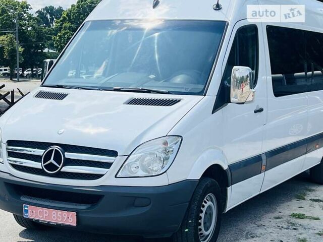 Мерседес Sprinter, объемом двигателя 2.2 л и пробегом 250 тыс. км за 19300 $, фото 3 на Automoto.ua