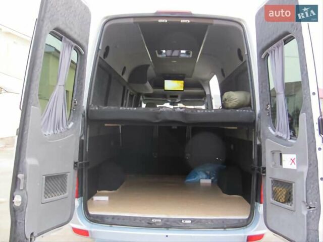 Мерседес Sprinter, объемом двигателя 2.2 л и пробегом 350 тыс. км за 17637 $, фото 1 на Automoto.ua