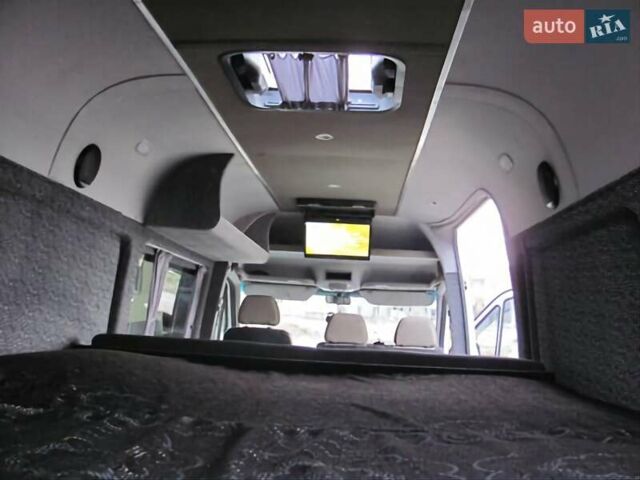 Мерседес Sprinter, объемом двигателя 2.2 л и пробегом 350 тыс. км за 17637 $, фото 4 на Automoto.ua
