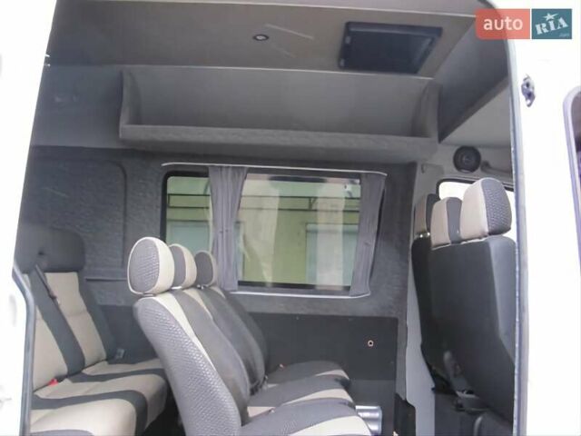 Мерседес Sprinter, объемом двигателя 2.2 л и пробегом 350 тыс. км за 17637 $, фото 2 на Automoto.ua