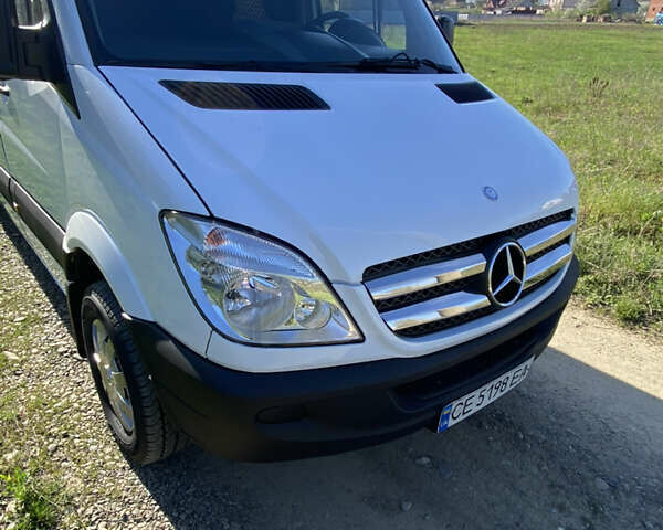 Мерседес Sprinter, объемом двигателя 3 л и пробегом 600 тыс. км за 18200 $, фото 2 на Automoto.ua