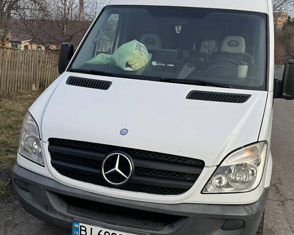 Мерседес Sprinter, объемом двигателя 2.3 л и пробегом 330 тыс. км за 16500 $, фото 5 на Automoto.ua