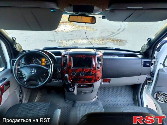 Мерседес Sprinter, об'ємом двигуна 2.2 л та пробігом 582 тис. км за 16600 $, фото 3 на Automoto.ua