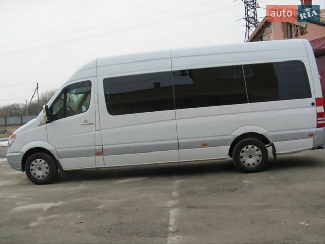 Мерседес Sprinter, объемом двигателя 2.2 л и пробегом 350 тыс. км за 17637 $, фото 3 на Automoto.ua