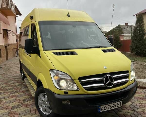 Мерседес Sprinter, объемом двигателя 2.1 л и пробегом 185 тыс. км за 17100 $, фото 4 на Automoto.ua