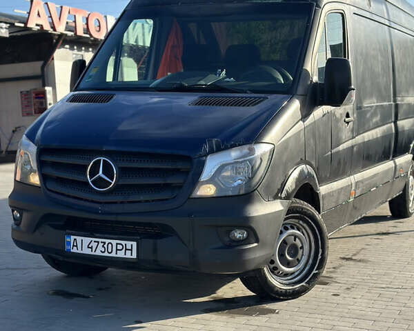 Мерседес Sprinter, объемом двигателя 2.2 л и пробегом 250 тыс. км за 12300 $, фото 1 на Automoto.ua