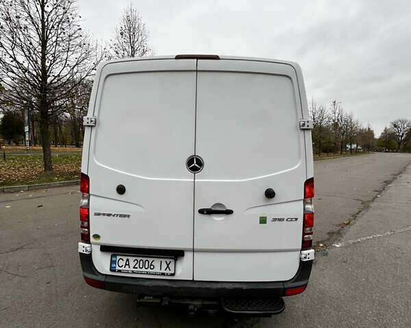 Мерседес Sprinter, объемом двигателя 2.14 л и пробегом 400 тыс. км за 20500 $, фото 2 на Automoto.ua