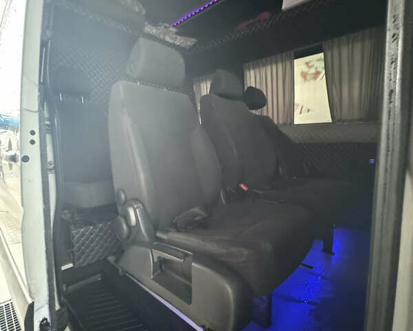 Мерседес Sprinter, об'ємом двигуна 2.2 л та пробігом 367 тис. км за 17000 $, фото 18 на Automoto.ua