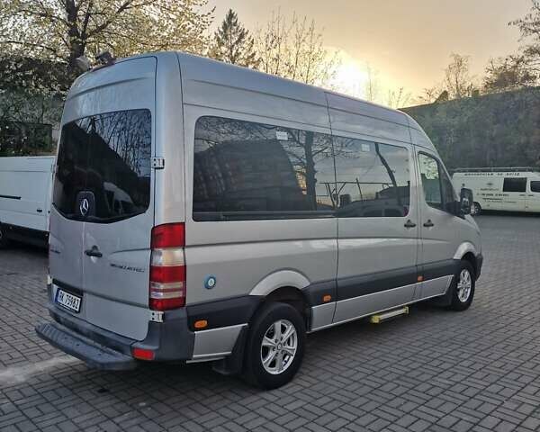 Мерседес Sprinter, объемом двигателя 0 л и пробегом 325 тыс. км за 20900 $, фото 2 на Automoto.ua