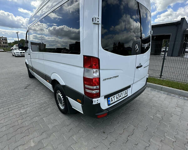 Мерседес Sprinter, объемом двигателя 2.1 л и пробегом 356 тыс. км за 20800 $, фото 9 на Automoto.ua