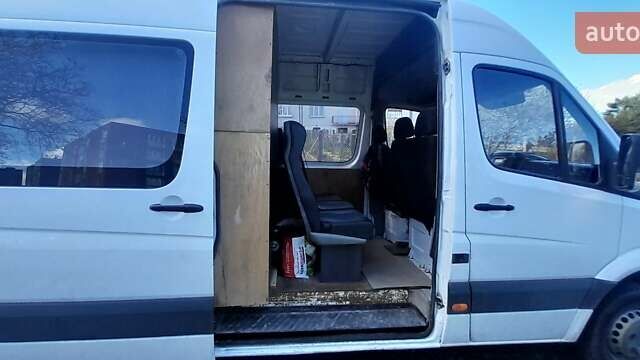 Мерседес Sprinter, объемом двигателя 2.3 л и пробегом 300 тыс. км за 12799 $, фото 5 на Automoto.ua