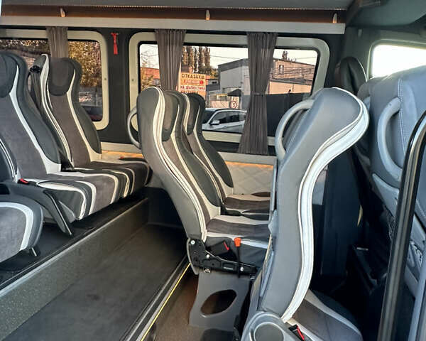 Мерседес Sprinter, объемом двигателя 2.14 л и пробегом 384 тыс. км за 29900 $, фото 17 на Automoto.ua