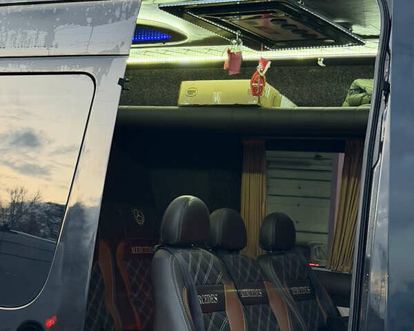 Мерседес Sprinter, объемом двигателя 0 л и пробегом 800 тыс. км за 27000 $, фото 13 на Automoto.ua