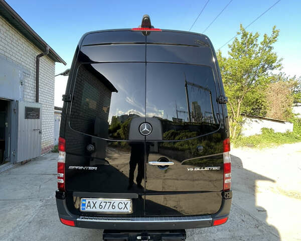 Мерседес Sprinter, объемом двигателя 2.9 л и пробегом 301 тыс. км за 40000 $, фото 17 на Automoto.ua