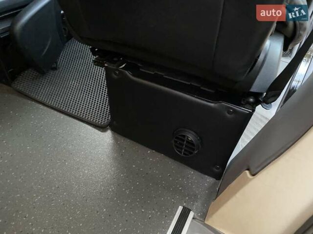 Мерседес Sprinter, об'ємом двигуна 0 л та пробігом 300 тис. км за 26000 $, фото 6 на Automoto.ua