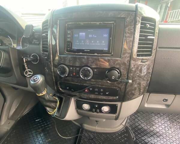 Мерседес Sprinter, объемом двигателя 3 л и пробегом 497 тыс. км за 43800 $, фото 13 на Automoto.ua
