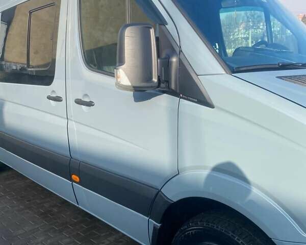 Мерседес Sprinter, объемом двигателя 3 л и пробегом 497 тыс. км за 43800 $, фото 7 на Automoto.ua