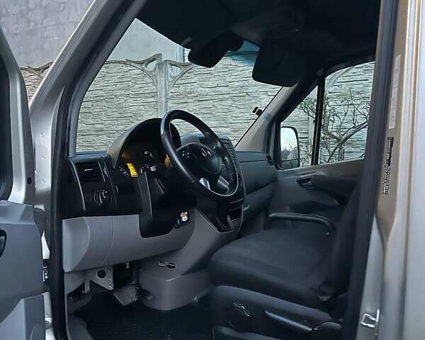 Мерседес Sprinter, объемом двигателя 0 л и пробегом 395 тыс. км за 42850 $, фото 5 на Automoto.ua