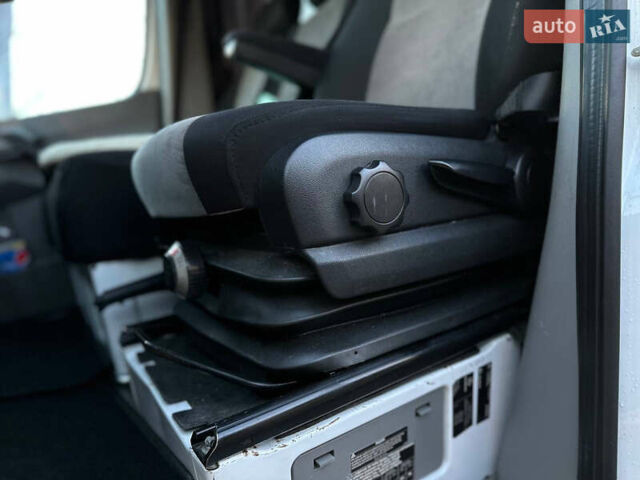 Мерседес Sprinter, объемом двигателя 0 л и пробегом 410 тыс. км за 37999 $, фото 14 на Automoto.ua